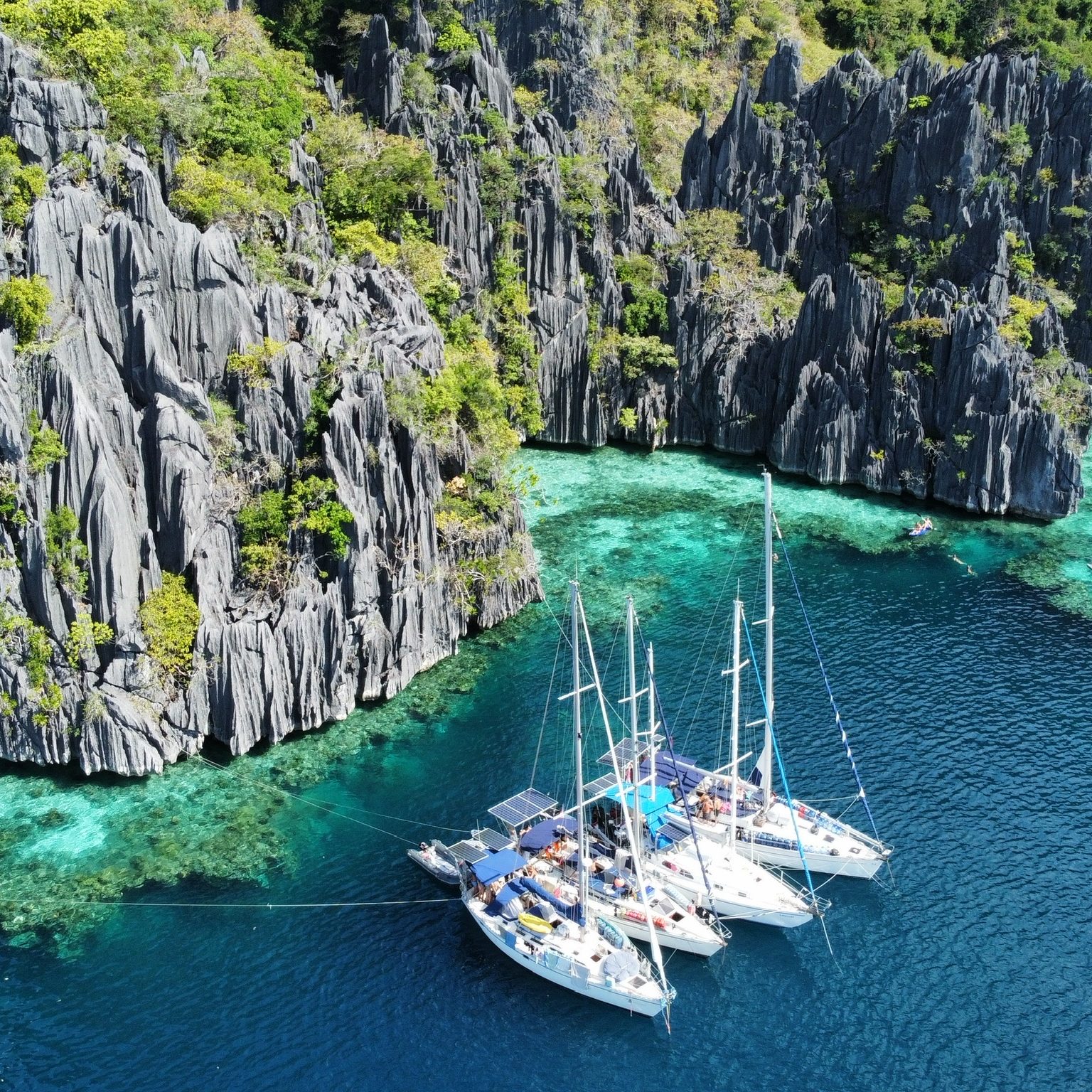 NORD&SYD er for unge, der tager sabbatår i udlandet eller andre former for ungdomsrejser. Skal det være dig? Så bliv gast på både i Fransk Polynesien eller Asien med NORD&SYD